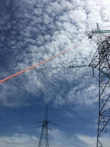 MH-DEWRope_ladder-DC500kv-energized_large.jpg