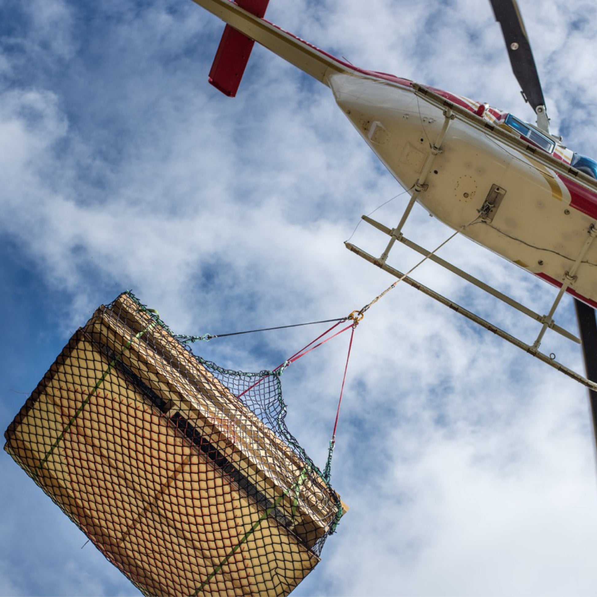 Helicopter Cargo Net - 3 000 lb WLL - Square - Model B1 033